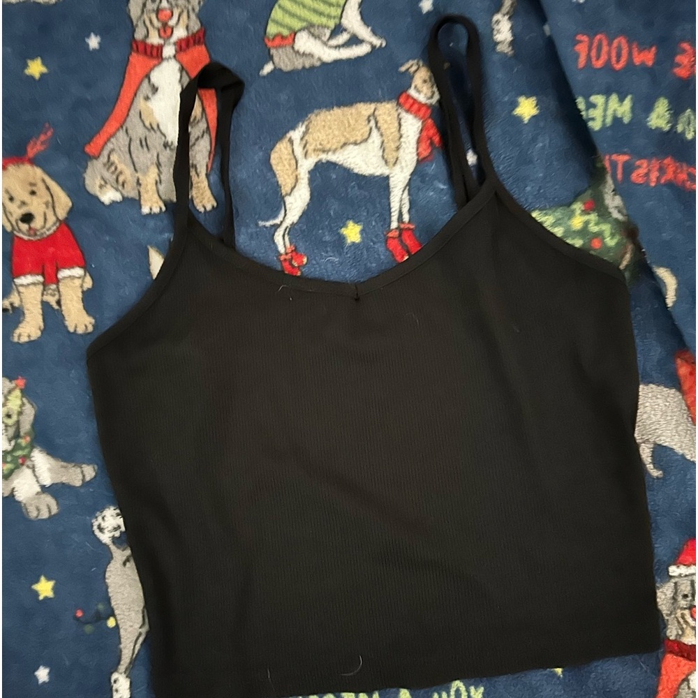 Black comfy crop top
